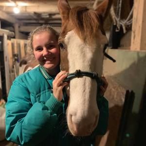 Meet your Posher, Leah